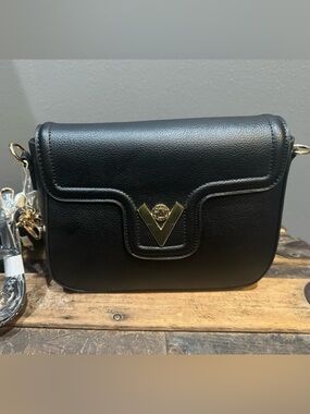 Valentino Orlandi Black Leather Crossbody with Gold V Detail